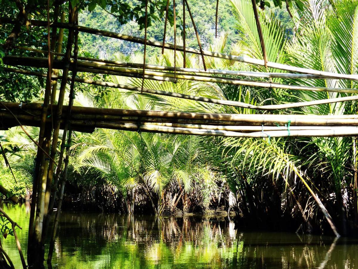 Gasthaus Kampoeng Karst Rammang Rammang Kasijala Exterior foto